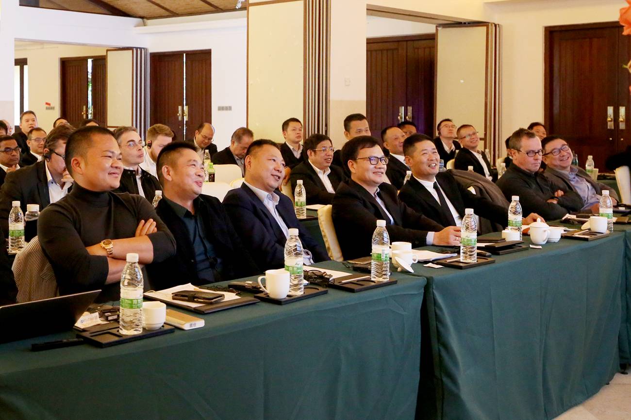 不忘初心，蓄勢(shì)而上  ——記2017年達(dá)意隆營(yíng)銷總部年會(huì)